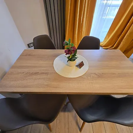 Mamaia Nord & Pool Appartement