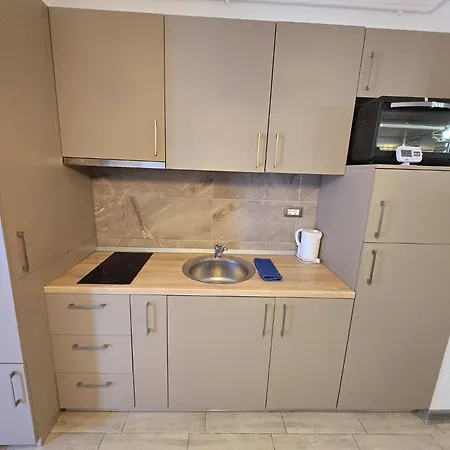 Mamaia Nord & Pool Apartman